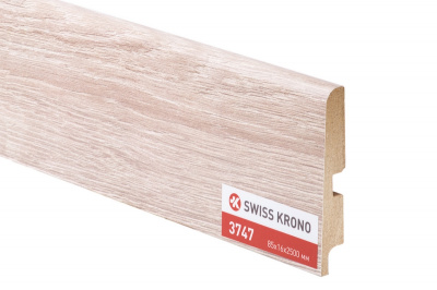 Плинтус Kronopol D3747 2,5 м (85*16)