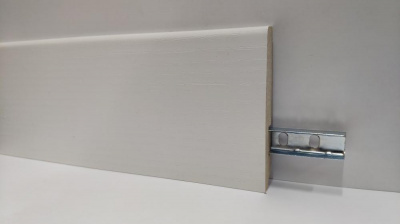 Плинтус Hannahholz Легно белая (2400x81x16)