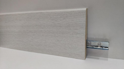 Плинтус Hannahholz Дуб белый (2400x81x16)