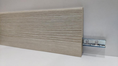 Плинтус Hannahholz Лиственница кремовая (2400x81x16)