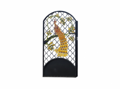 Калитка художественной резки с росписью №27 "Павлин на решетке"